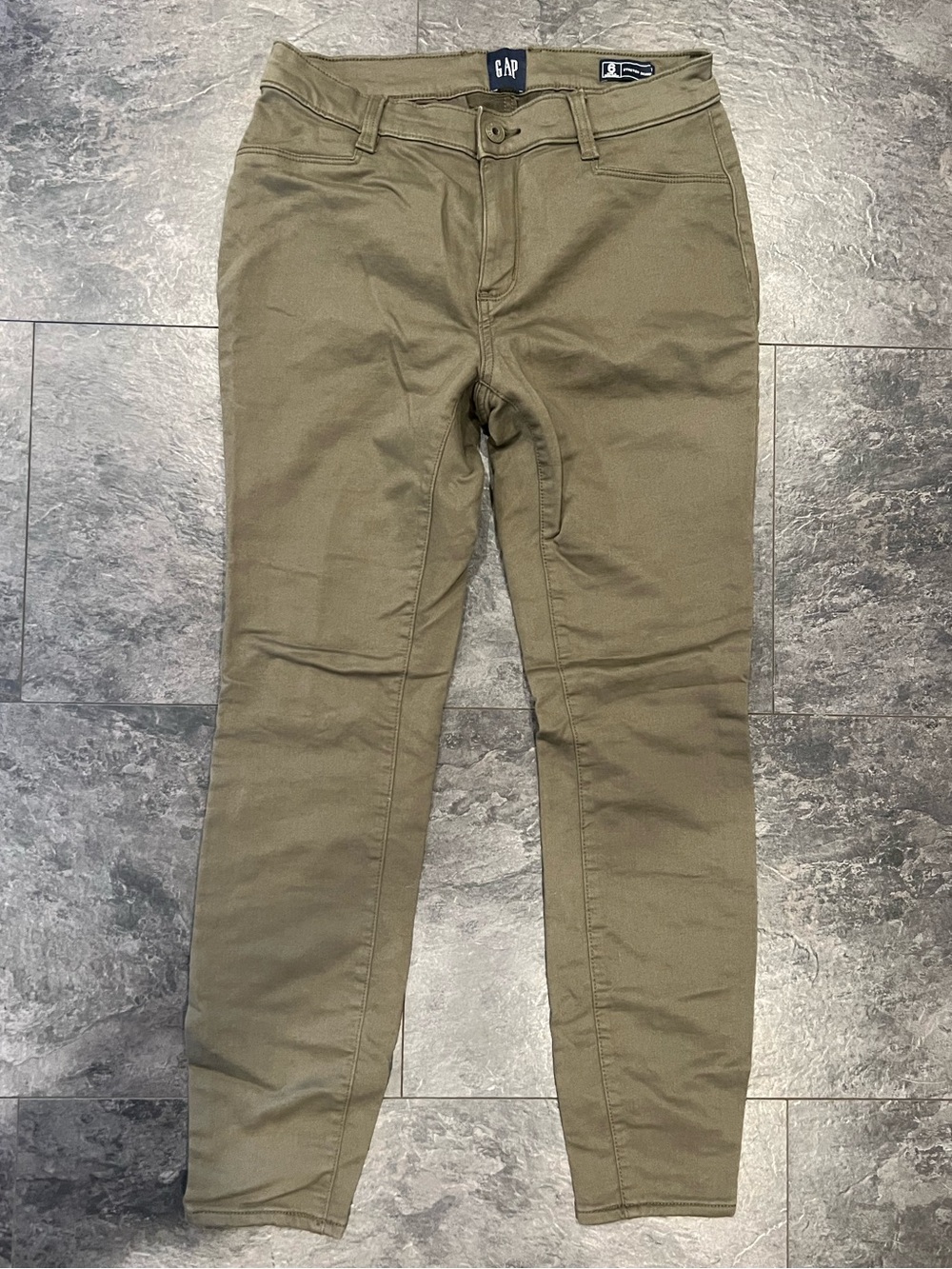 GAP Woman’s Olive Slim Chinos